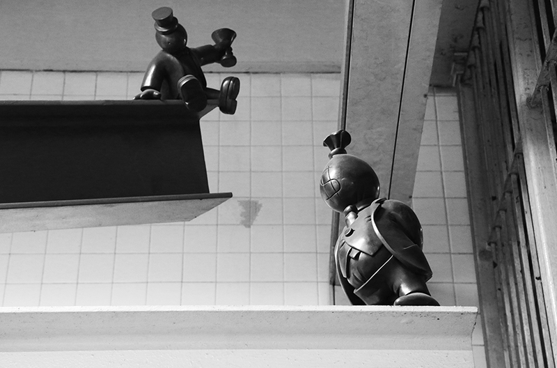 Subway Token Figures : Art : Subway : New York : Tom Otterness : New York : Personal Photo Projects :  Richard Moore Photography : Photographer : 